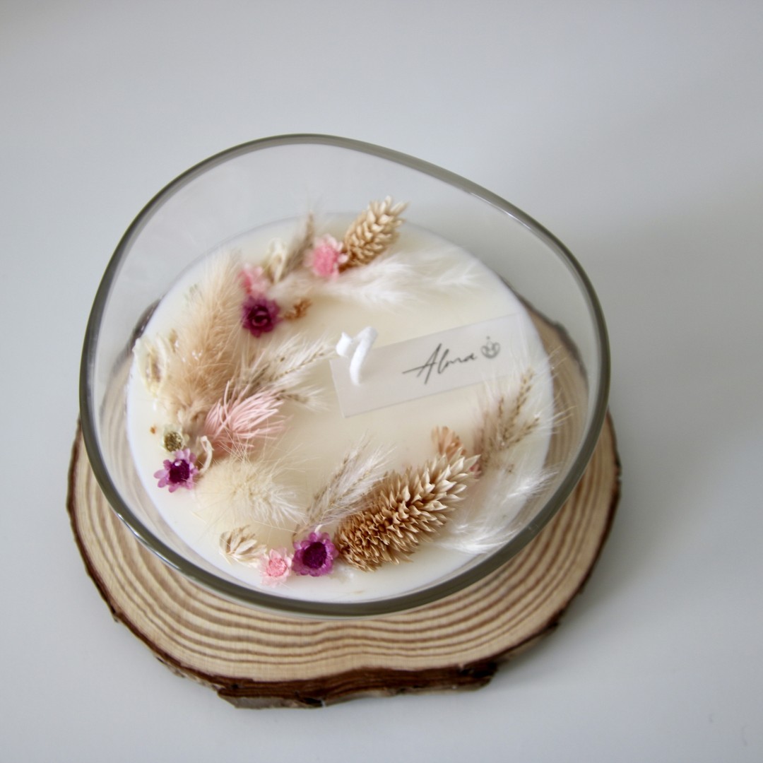 dry-flower-glass-candle-