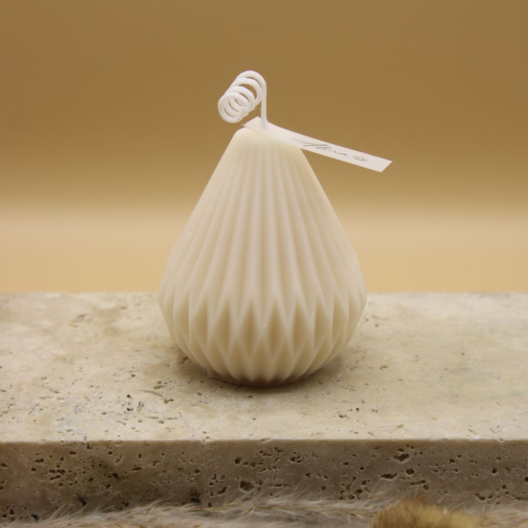 geometric-pear-candle-74